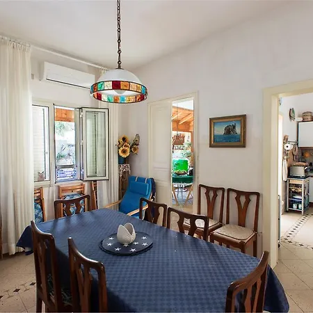 La Casa Delle Stelle Guest house *